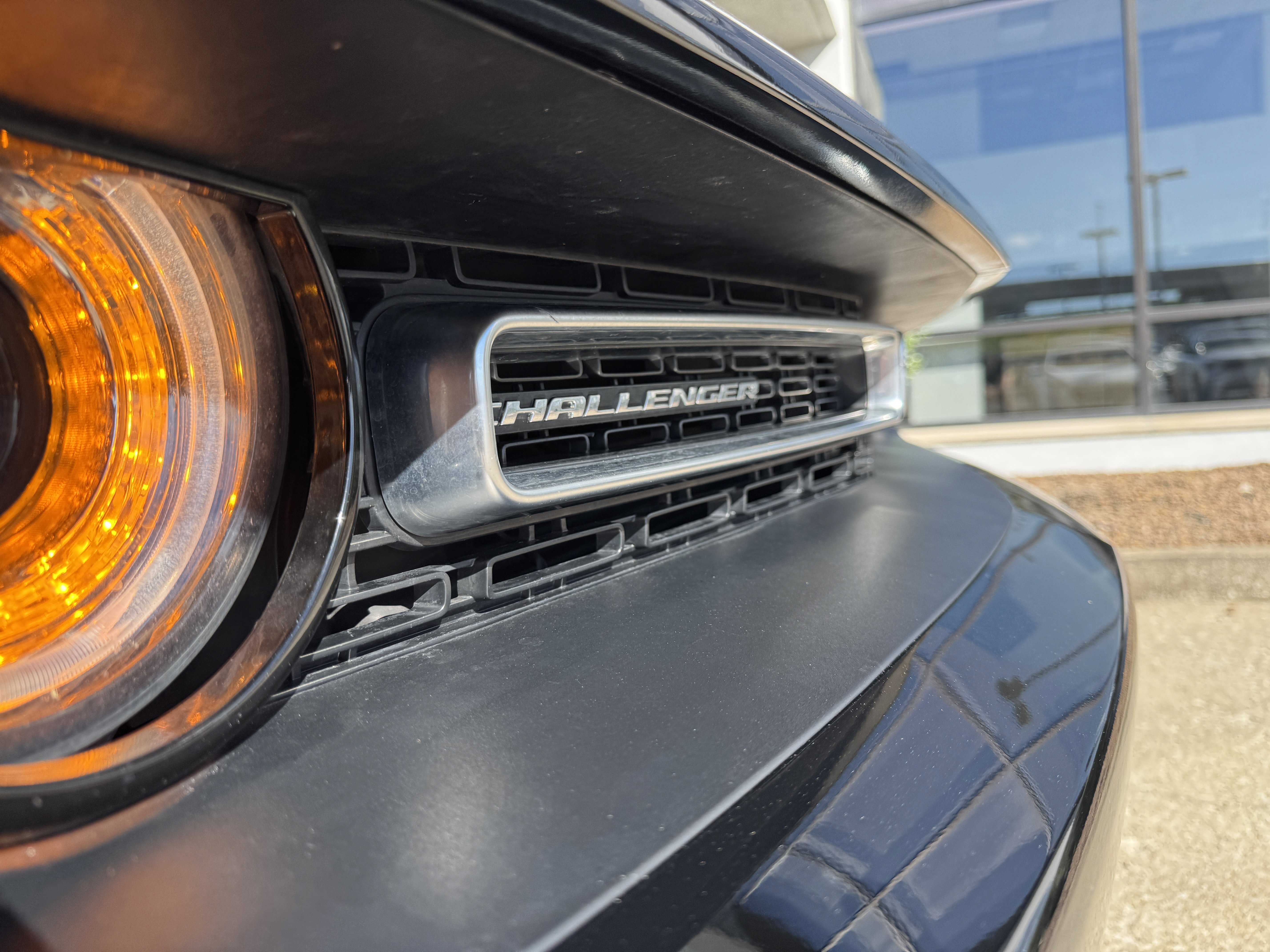 Used 2016 Dodge Challenger R/T Scat Pack w/ Leather Interior Group image 16