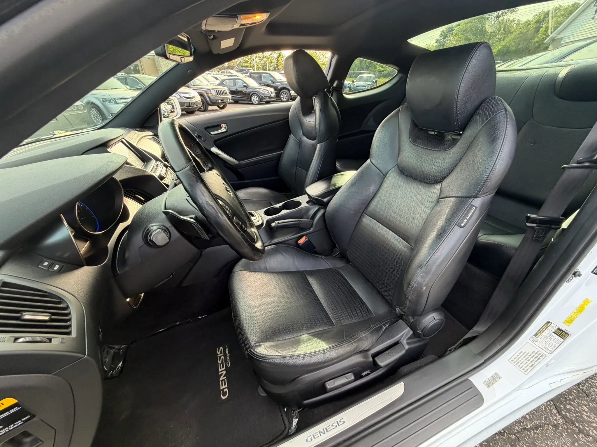 Used 2015 Hyundai Genesis 3.8 RWD image 21