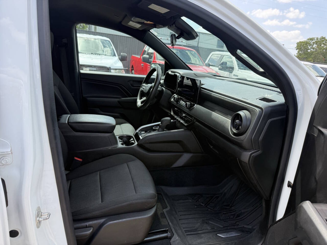 Used 2024 Chevrolet Colorado Trail Boss AWD/4WD image 10
