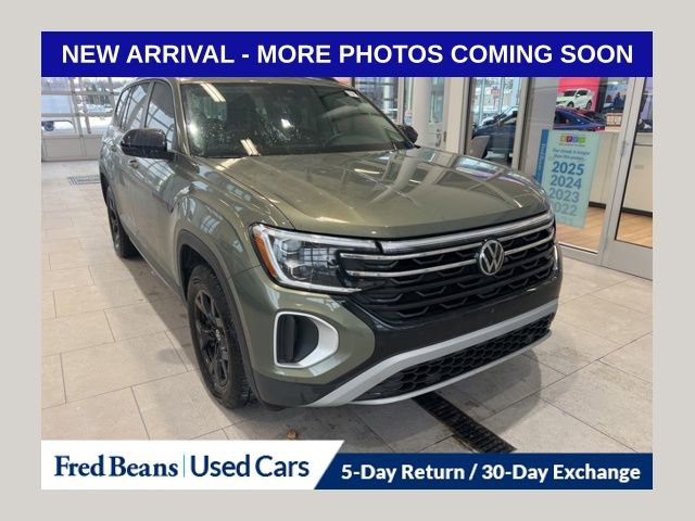 Used 2025 Volkswagen Atlas Peak Edition SE