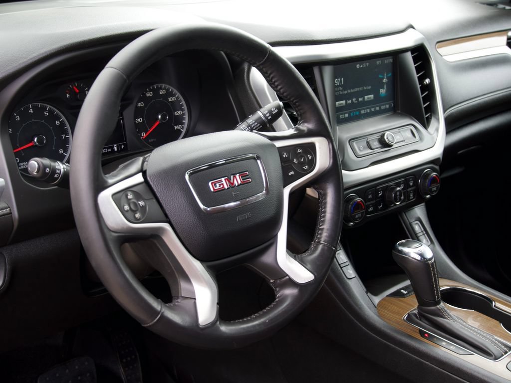 Used 2019 GMC Acadia SLE w/ Driver Alert Package I FWD image 18