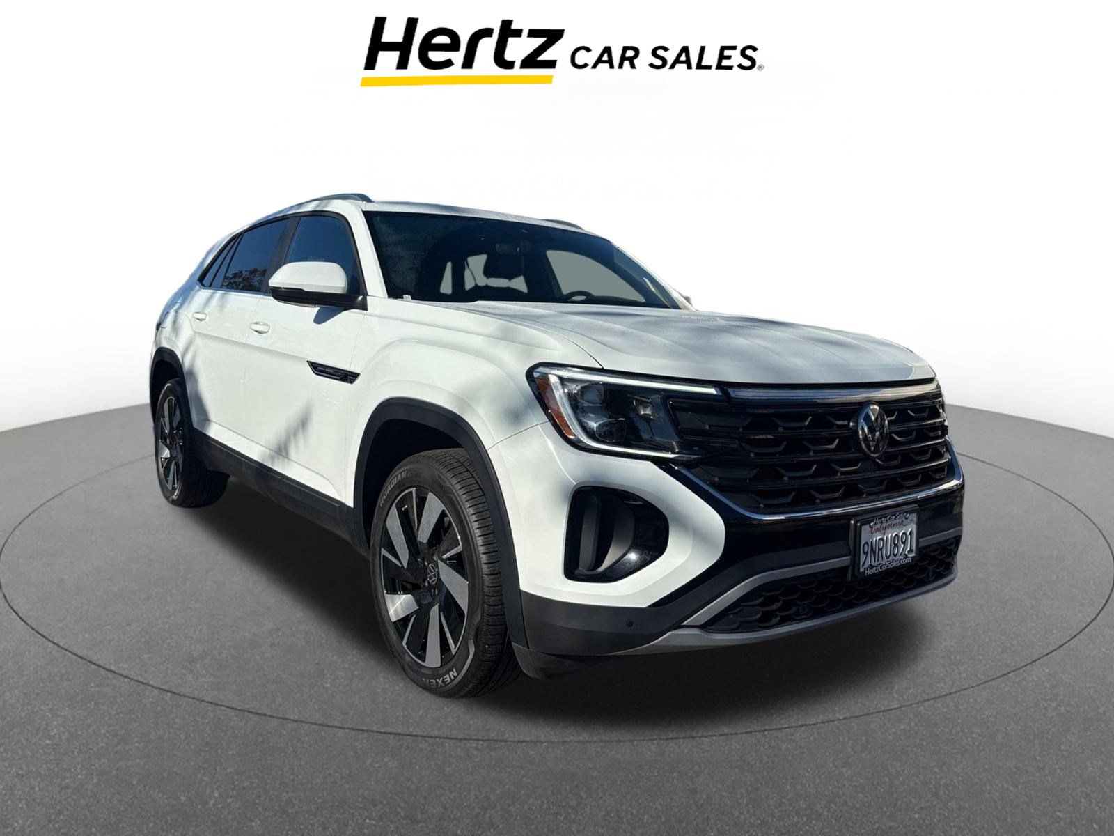 Used 2025 Volkswagen Atlas Cross Sport SE image 1