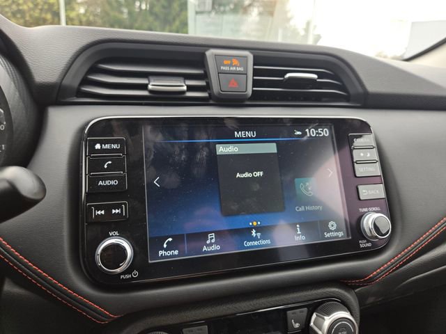 New 2025 Nissan Versa SR w/ Trunk Package image 17