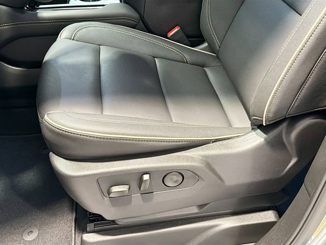 New 2026 GMC Yukon XL Elevation image 20