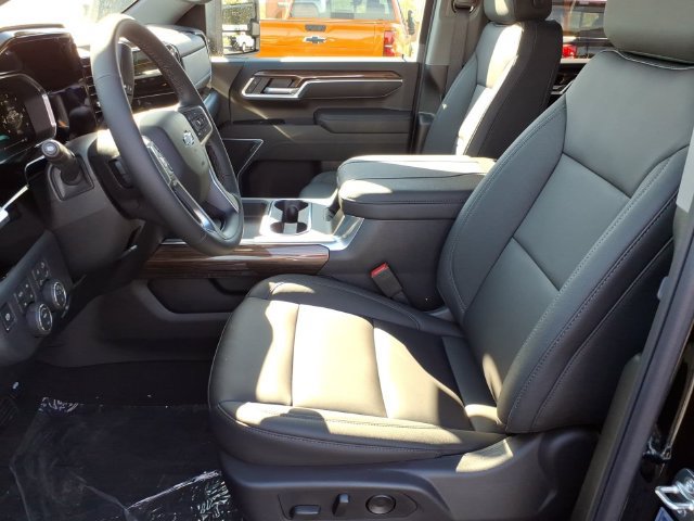 New 2026 Chevrolet Silverado 3500 LT w/ Trail Boss Package AWD/4WD image 6