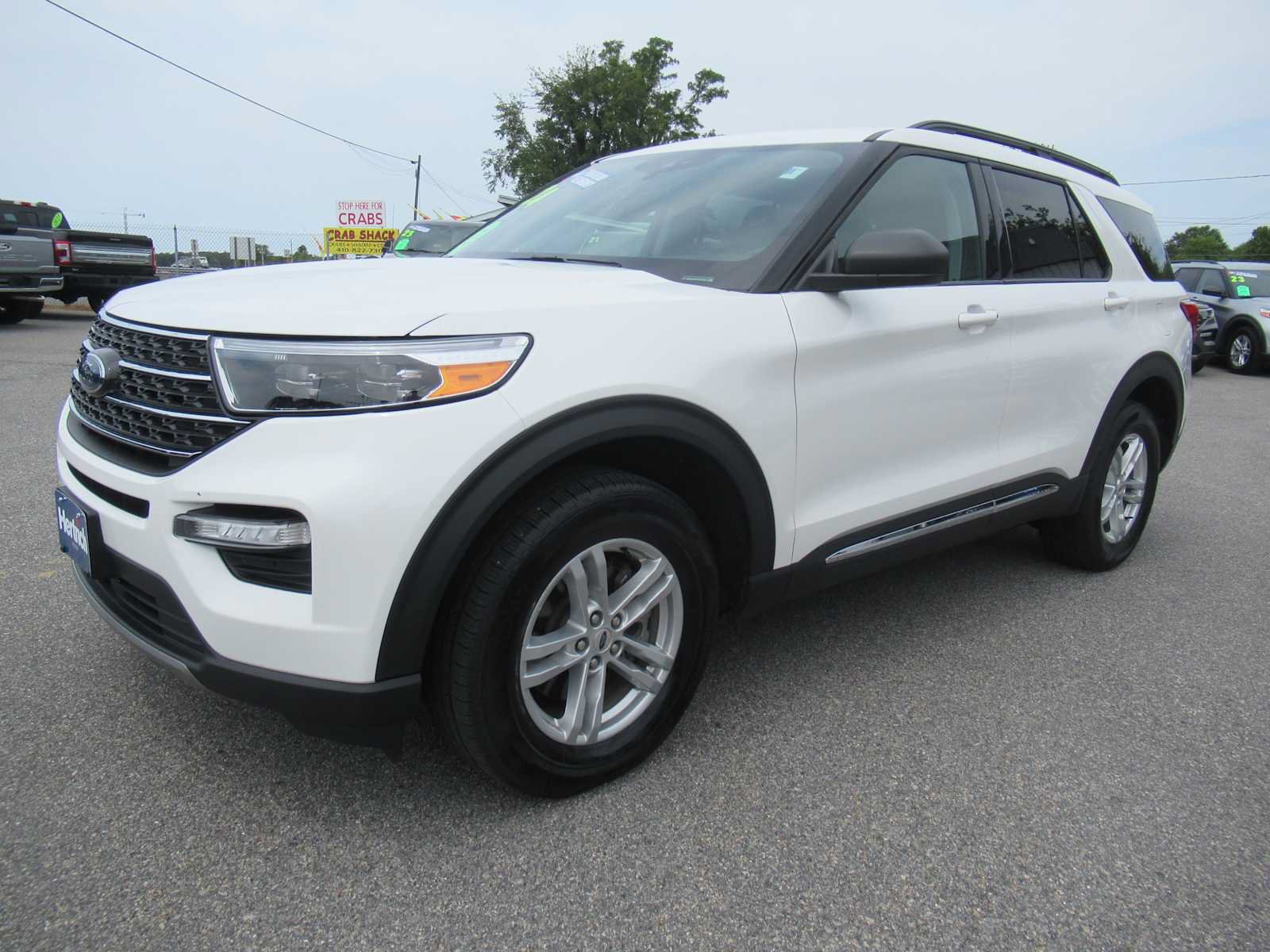 Used 2024 Ford Explorer XLT w/ Equipment Group 202A