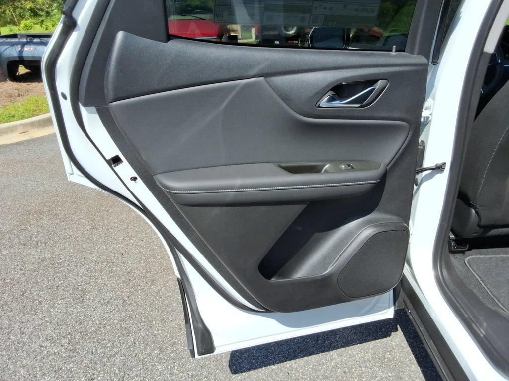 New 2026 Chevrolet Blazer LT FWD image 15