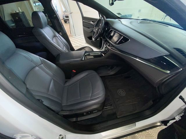 Certified 2024 Buick Enclave Essence w/ Experience Buick Package AWD/4WD image 39