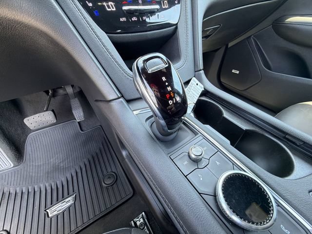 Certified 2023 Cadillac XT6 Premium Luxury FWD image 17