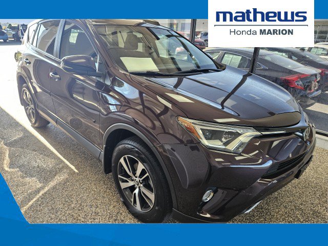 Used 2018 Toyota RAV4 XLE AWD/4WD image 1