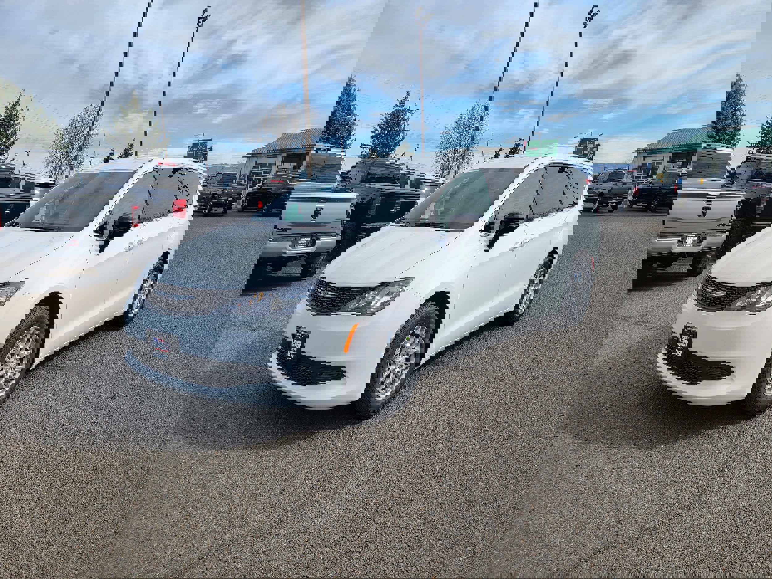 New 2026 Chrysler Voyager LX image 15