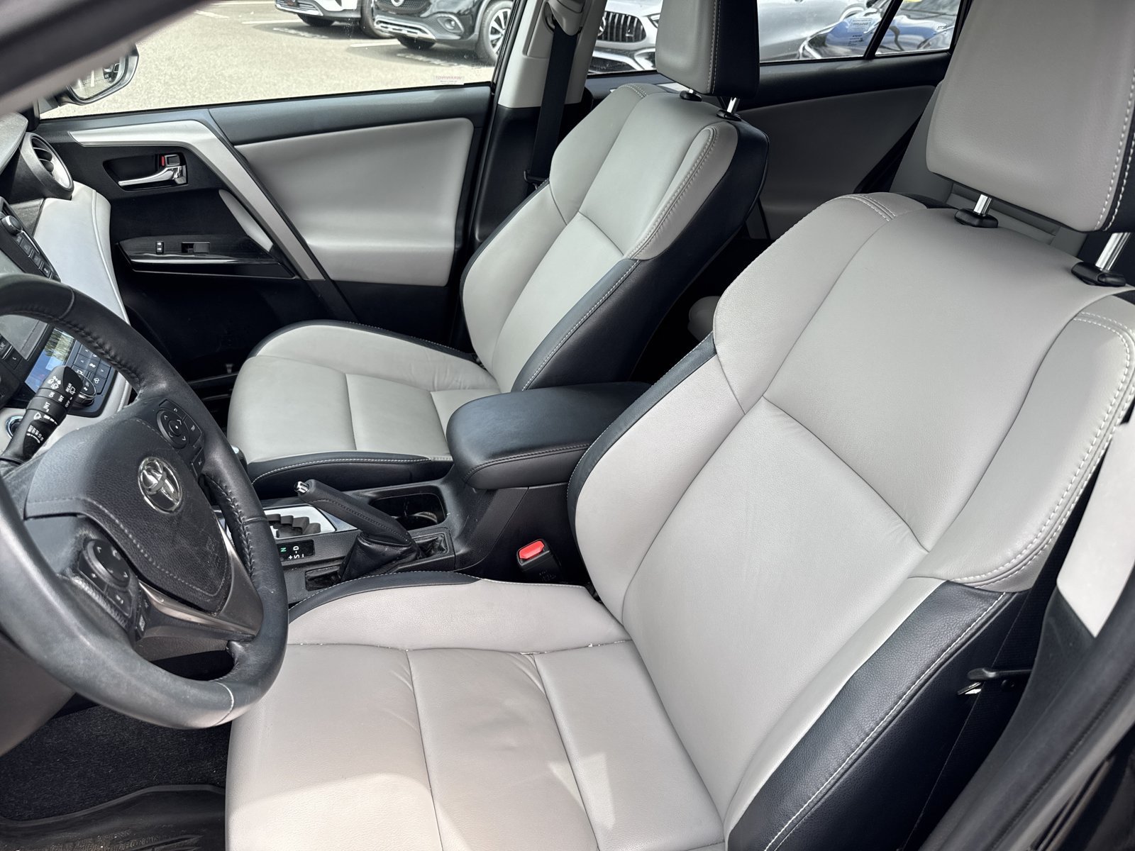Used 2017 Toyota RAV4 Limited w/ All Weather Liner Package AWD/4WD image 7