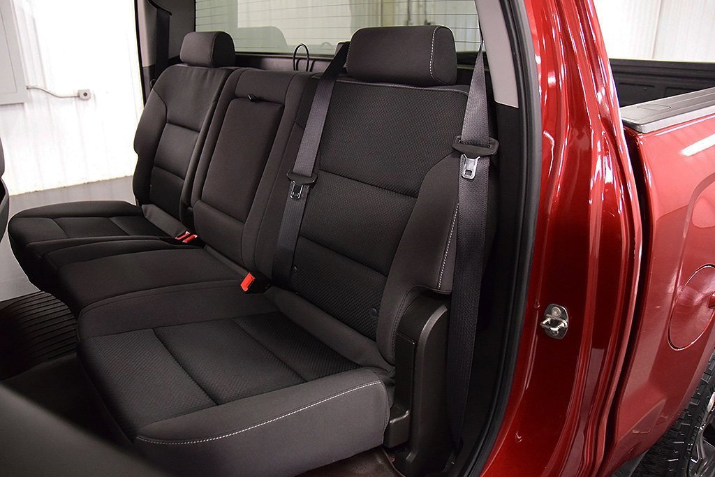 Used 2018 Chevrolet Silverado 1500 LT w/ All Star Edition image 28