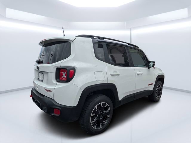 Used 2023 Jeep Renegade Trailhawk w/ Trailer Tow Group AWD/4WD image 3