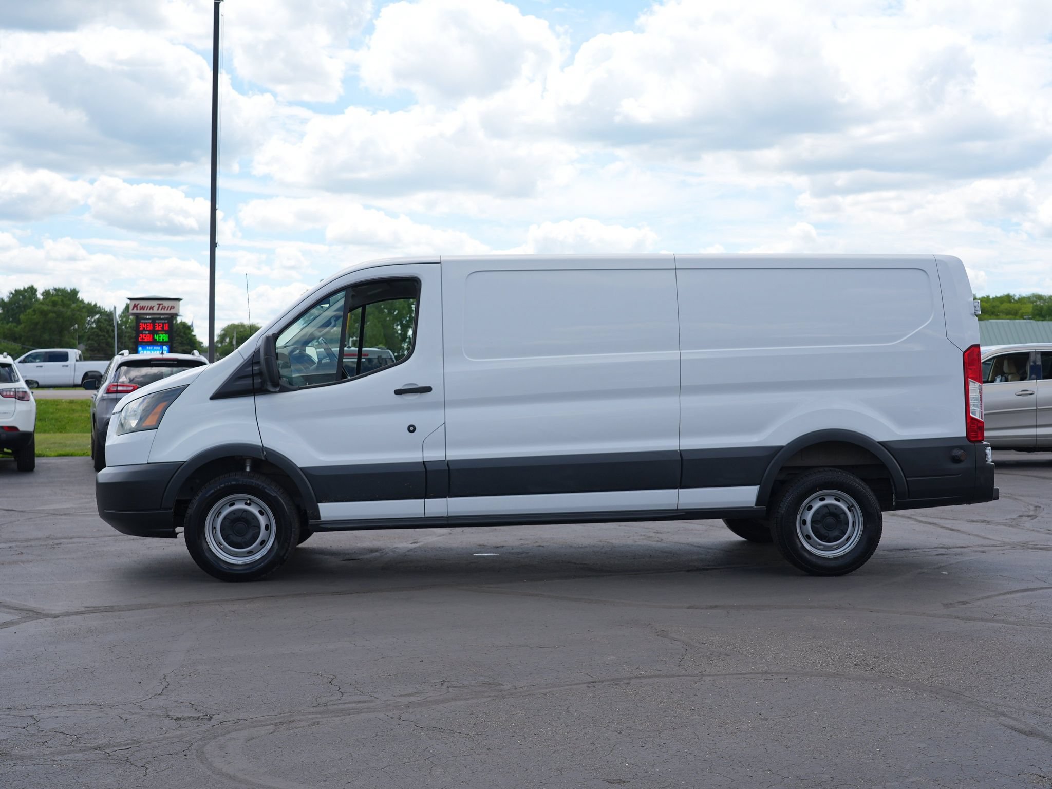 Used 2016 Ford Transit 350 148 Low Roof RWD image 7