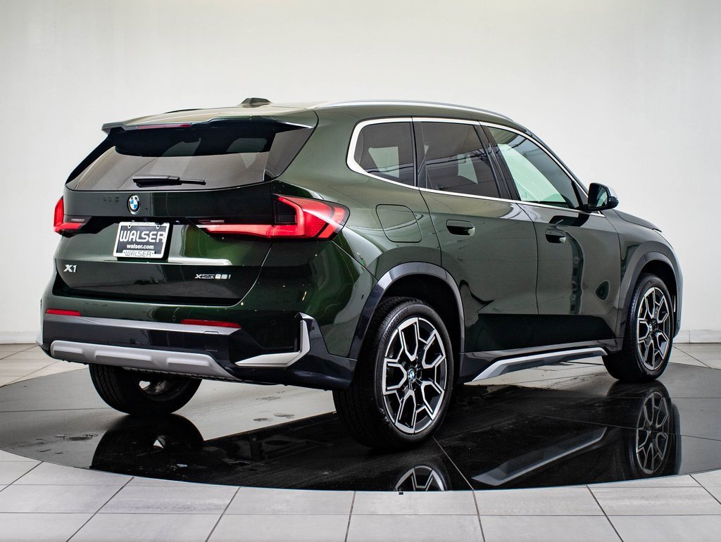 Used 2024 BMW X1 xDrive28i w/ Premium Package image 7