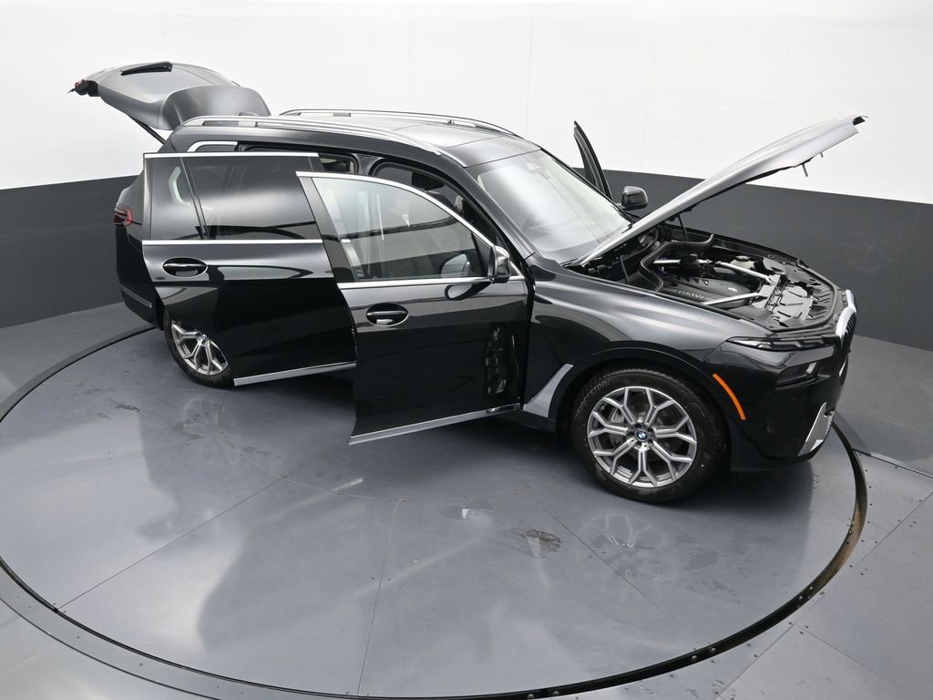 New 2026 BMW X7 xDrive40i w/ Premium Package image 43