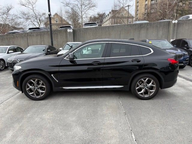 Certified 2023 BMW X4 xDrive30i w/ Premium Package image 4