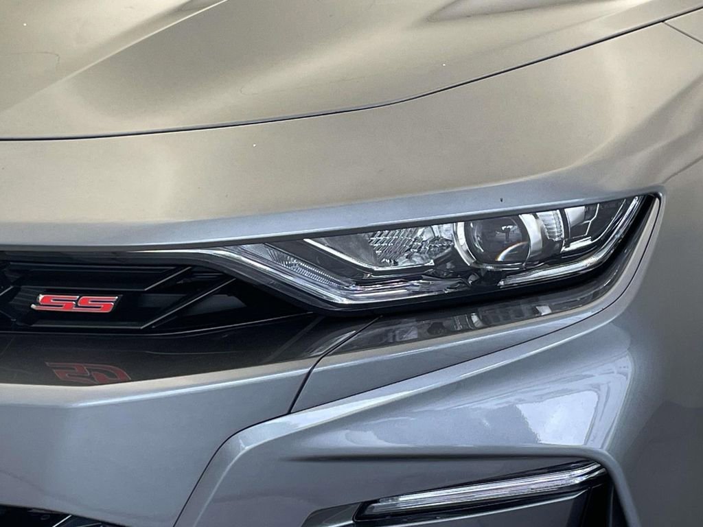 Used 2022 Chevrolet Camaro SS RWD image 9