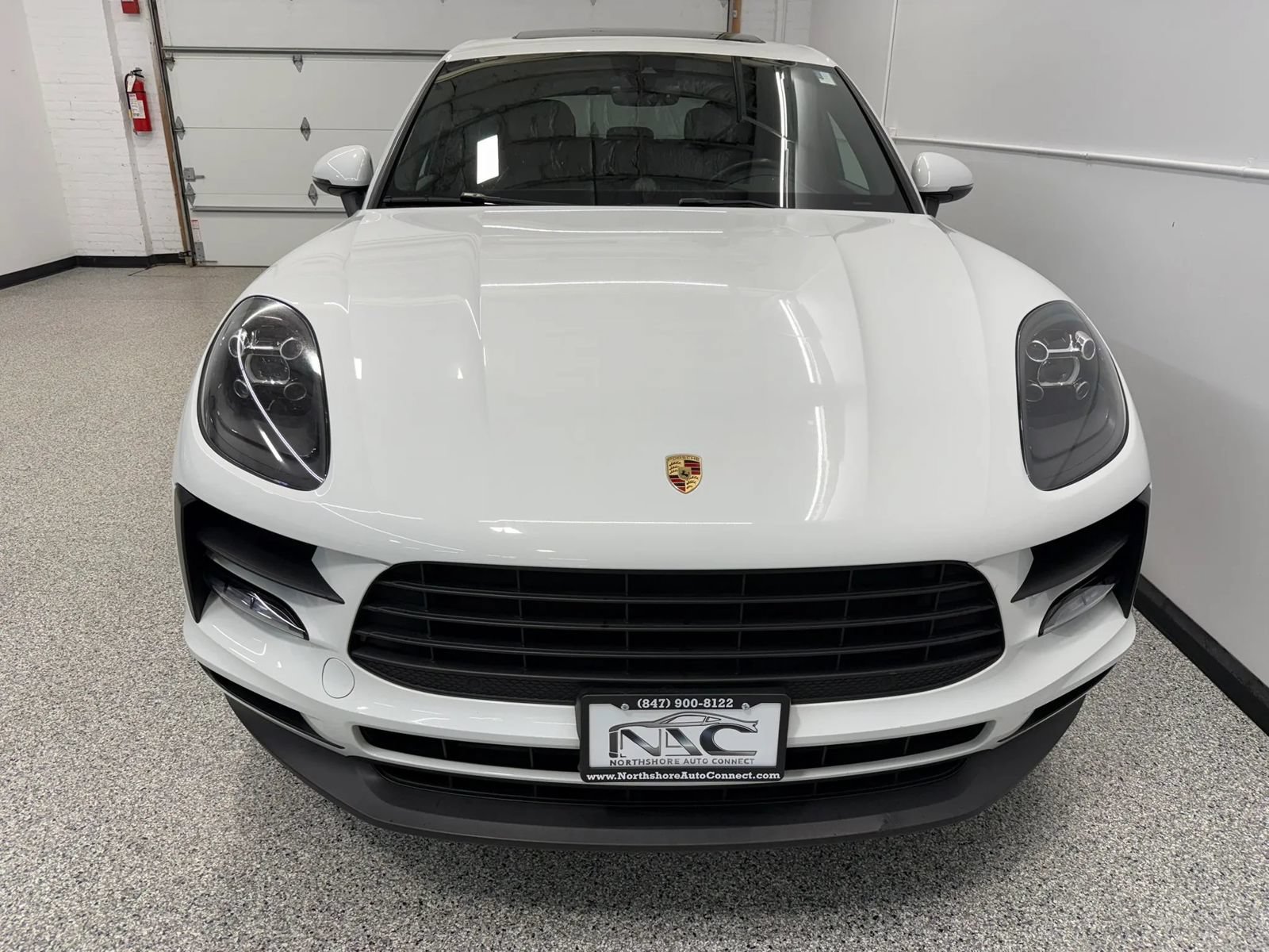 Used 2020 Porsche Macan AWD/4WD image 39