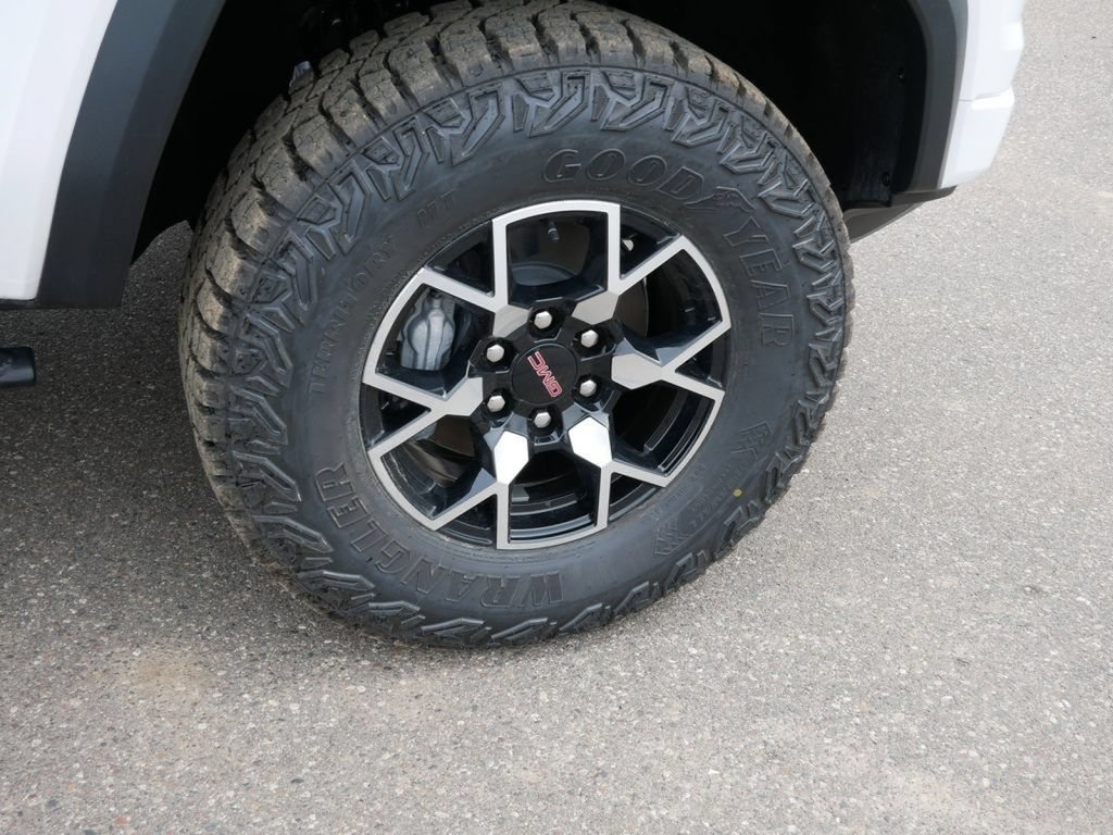 New 2026 GMC Canyon AT4X AWD/4WD image 6