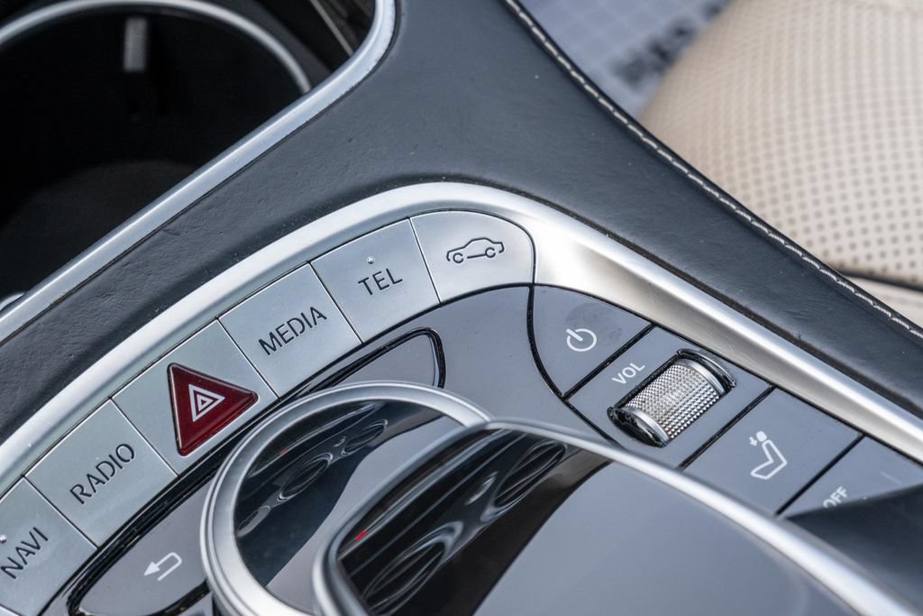 Used 2018 Mercedes-Benz Maybach S 560 4MATIC image 24