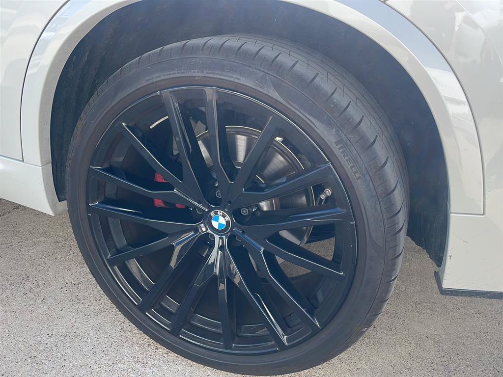Certified 2026 BMW X5 xDrive40i w/ M Sport Package AWD/4WD image 8