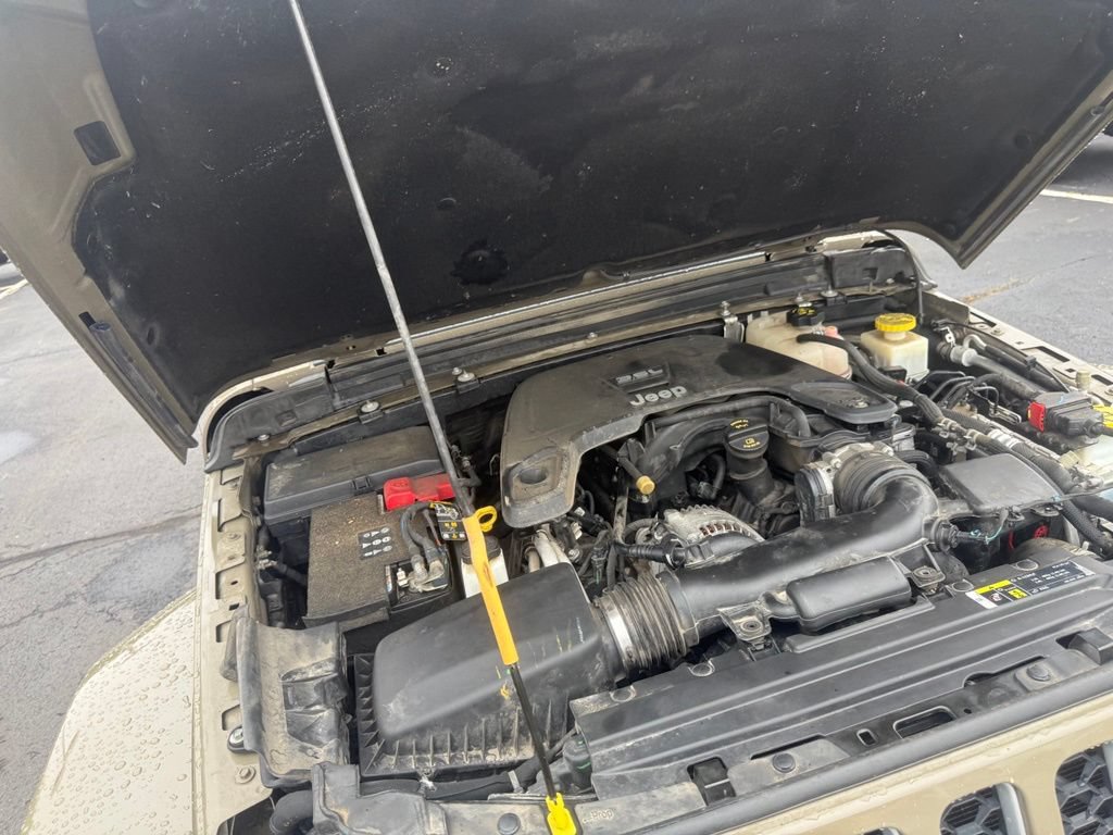 Certified 2020 Jeep Gladiator Overland AWD/4WD image 70