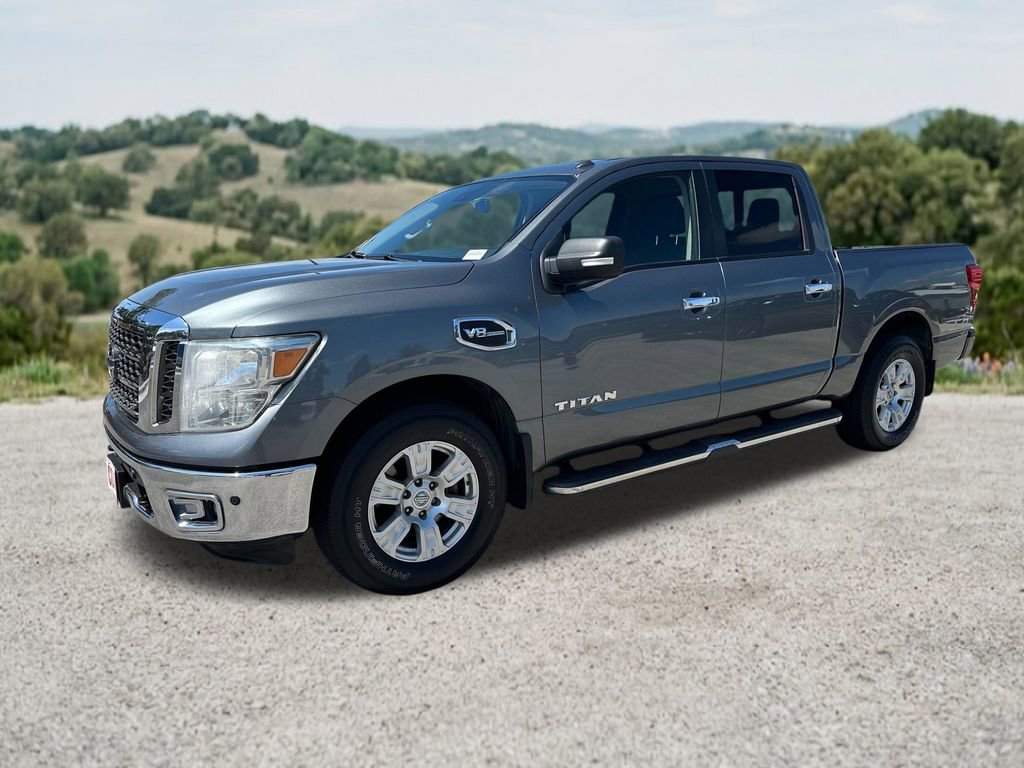 Used 2017 Nissan Titan SV AWD/4WD image 3