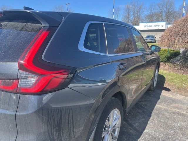 Used 2023 Honda CR-V EX image 5