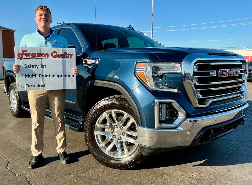 Used 2021 GMC Sierra 1500 SLT AWD/4WD image 1