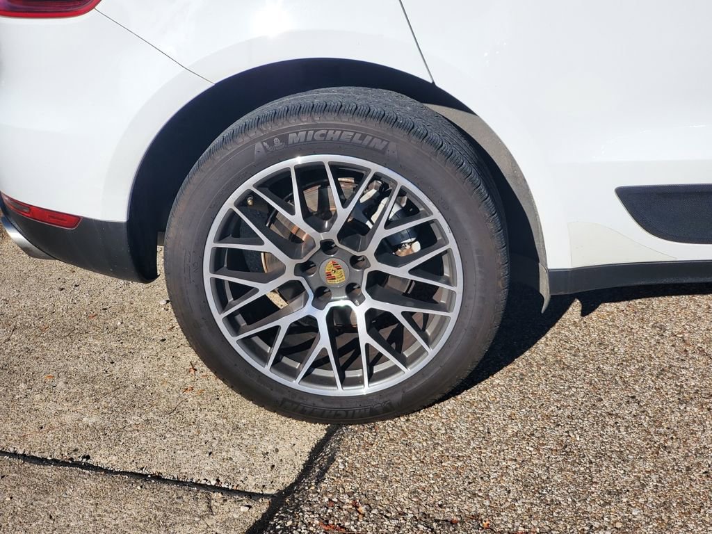 Used 2017 Porsche Macan S image 5