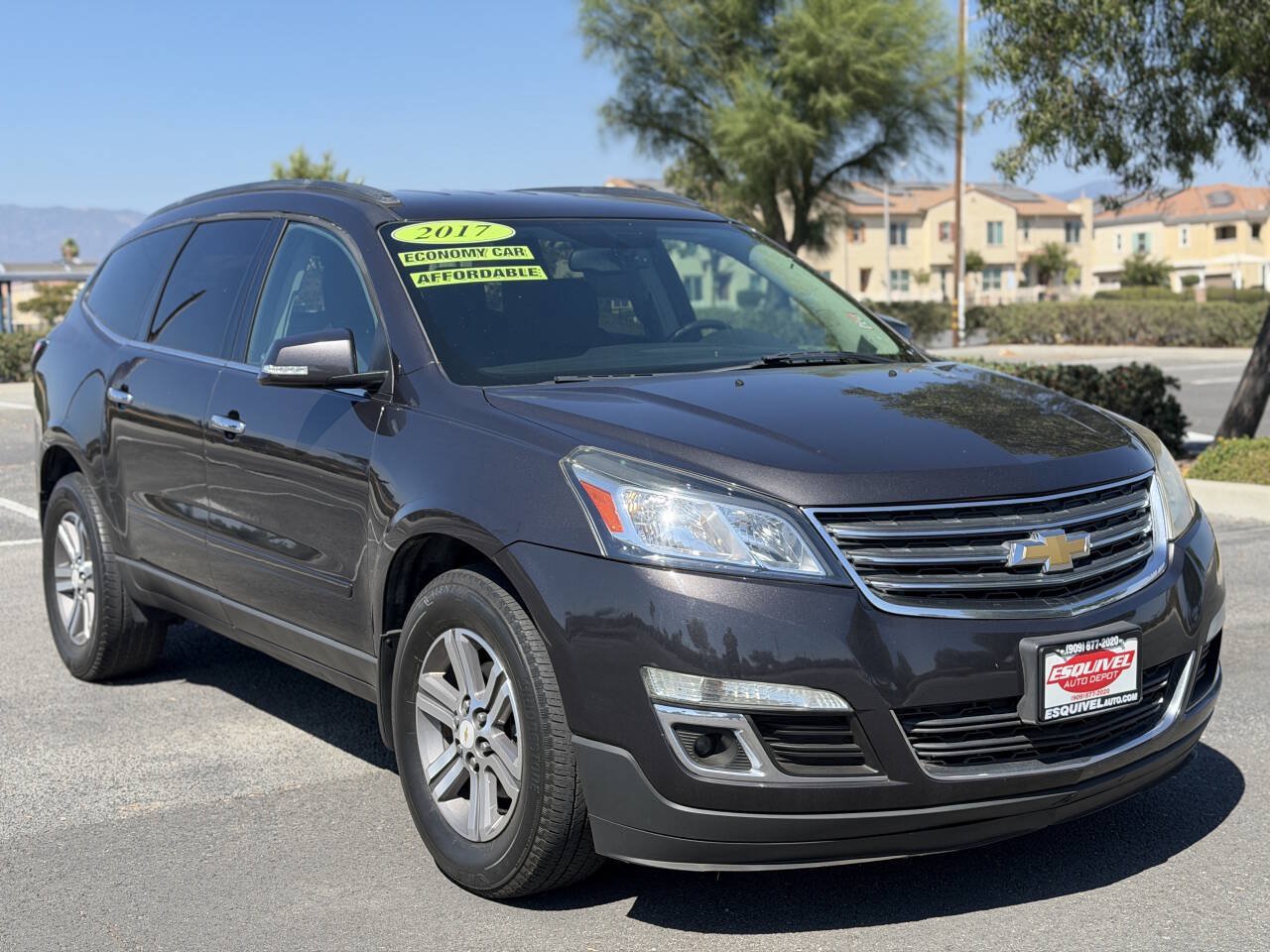 Used 2017 Chevrolet Traverse LT