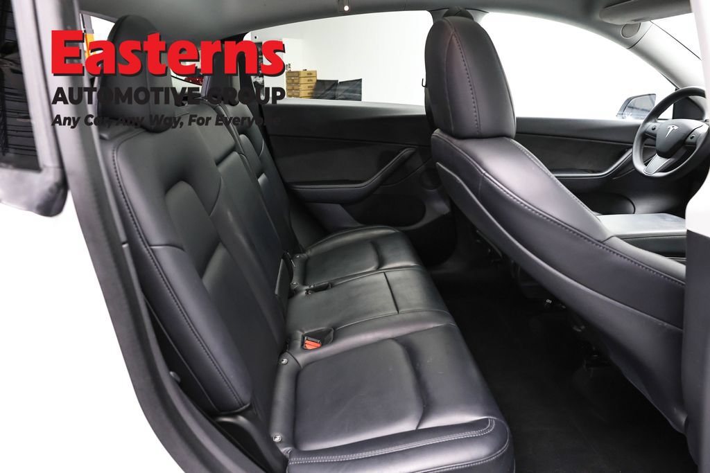 Used 2021 Tesla Model Y Long Range AWD/4WD image 17