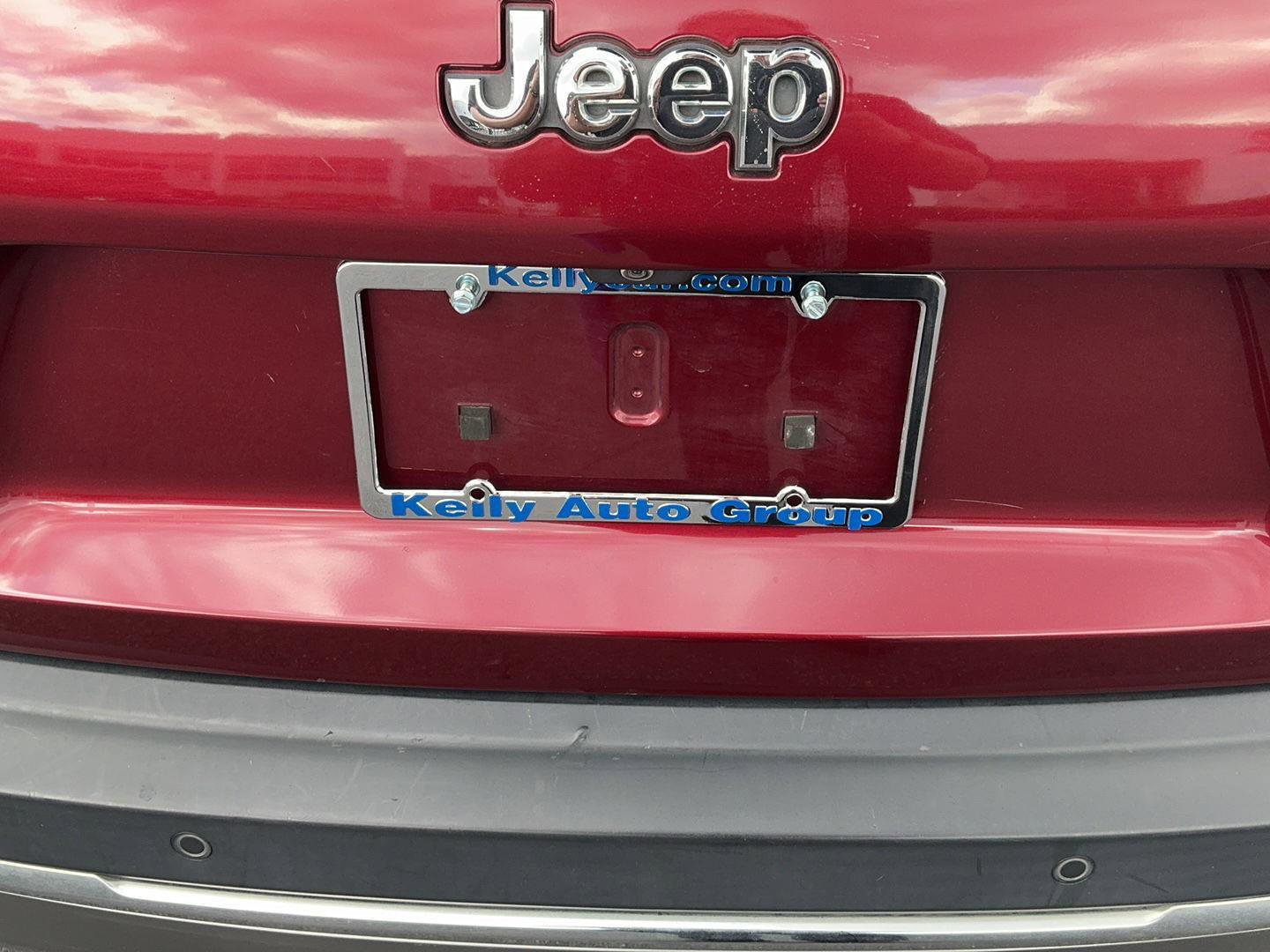 Used 2019 Jeep Cherokee Limited image 34