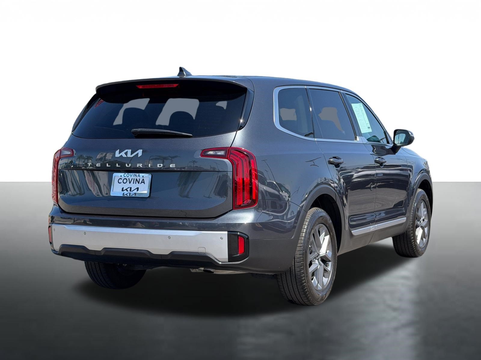 Certified 2024 Kia Telluride LX FWD image 8