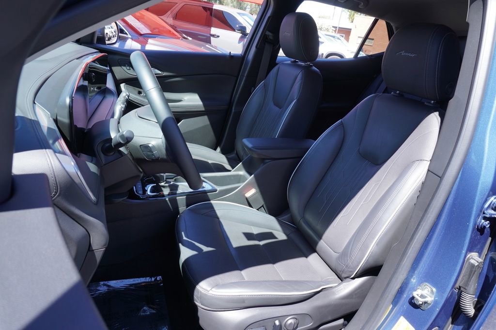 Certified 2024 Buick Encore GX Avenir image 13