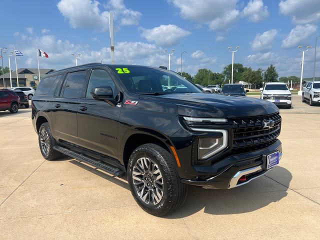 Certified 2025 Chevrolet Suburban Z71 AWD/4WD image 7