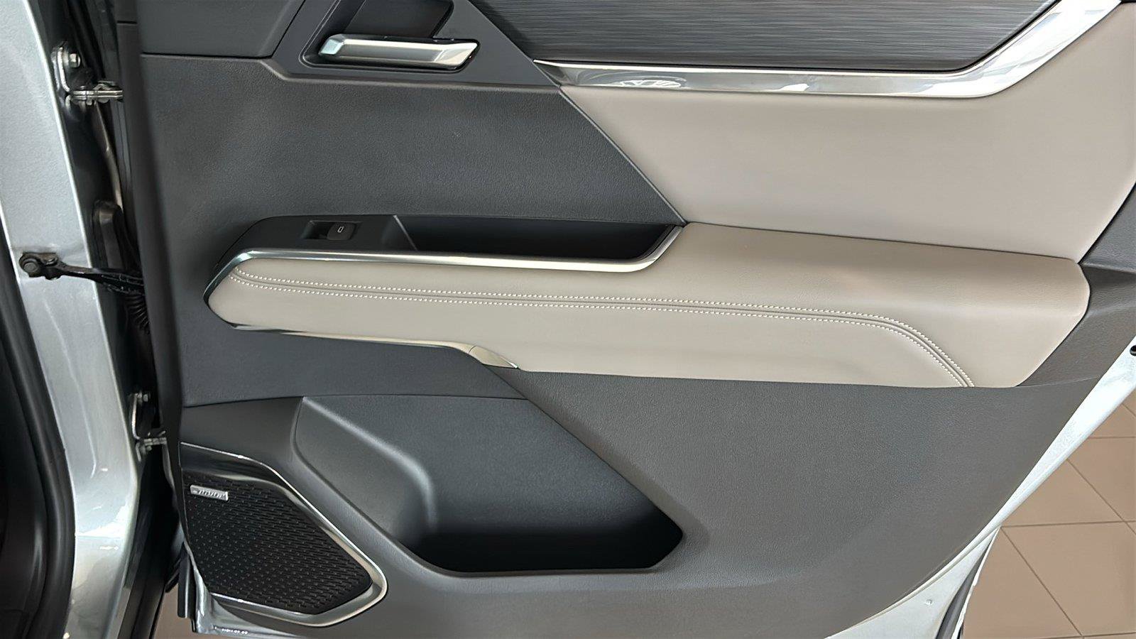 New 2026 GMC Acadia Elevation w/ Elevation Premium Package FWD image 19