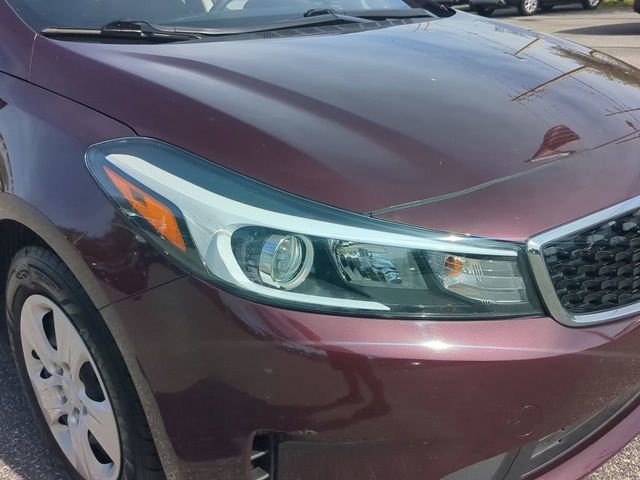 Used 2018 Kia Forte LX w/ LX Popular Package image 11