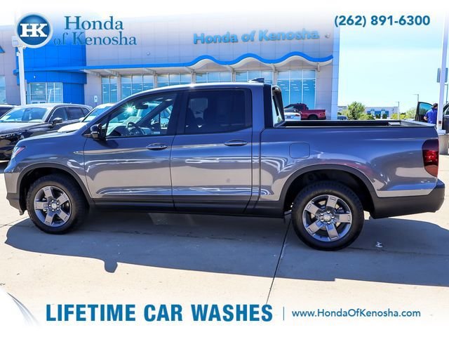 Certified 2024 Honda Ridgeline TrailSport image 2