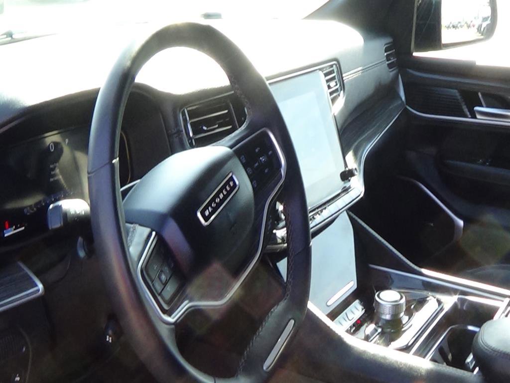 Used 2022 Jeep Wagoneer Series II image 21