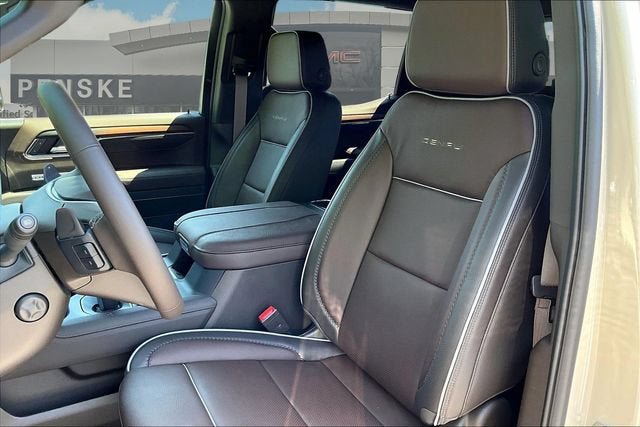New 2026 GMC Sierra 1500 Denali w/ Technology Package AWD/4WD image 10