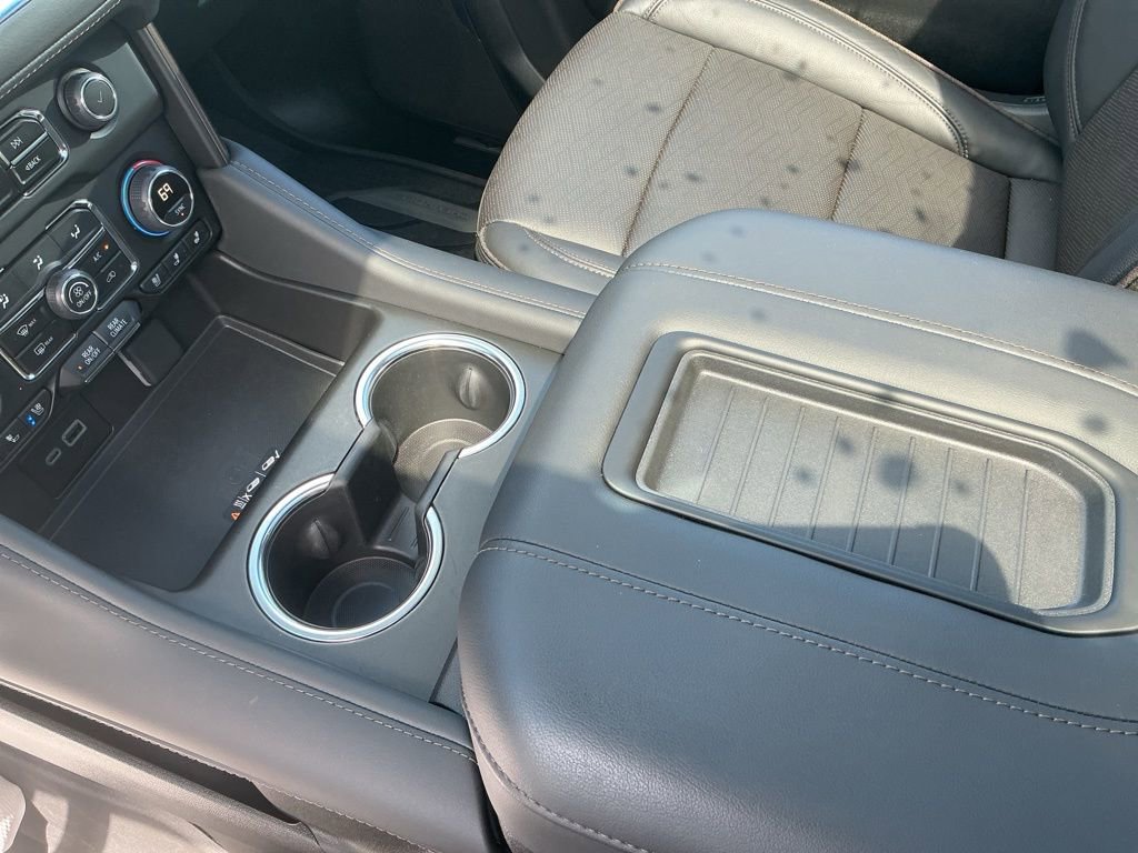 Used 2024 Chevrolet Tahoe High Country image 15