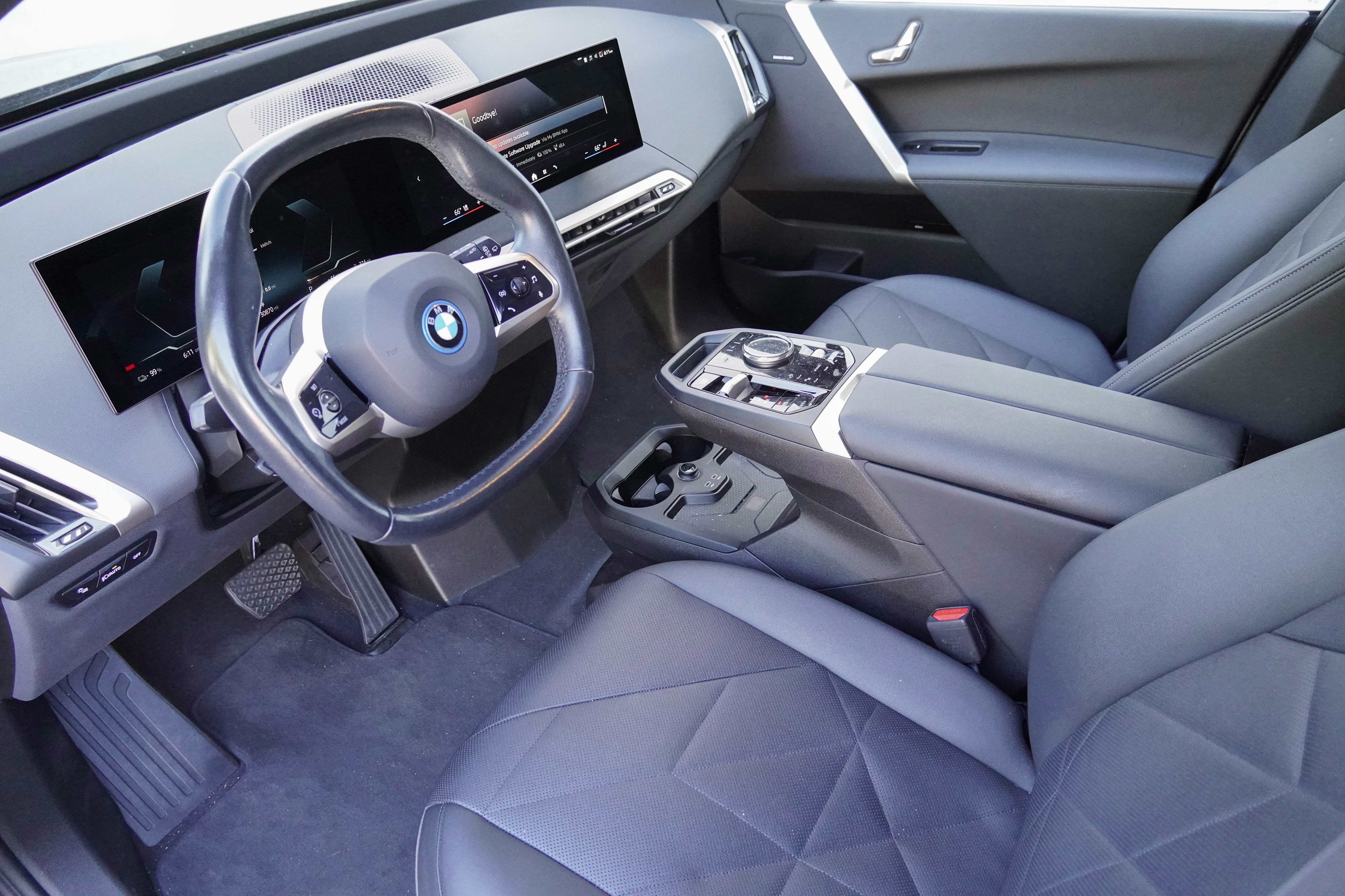 Certified 2024 BMW iX xDrive50 w/ Sport Package AWD/4WD image 9