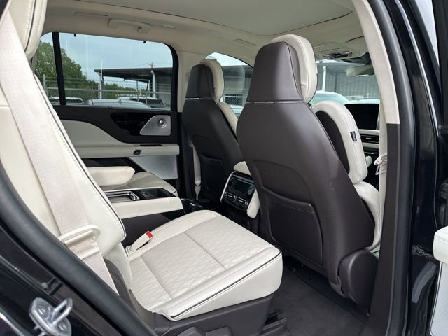 Used 2022 Lincoln Aviator Black Label w/ Dynamic Handling Package image 17