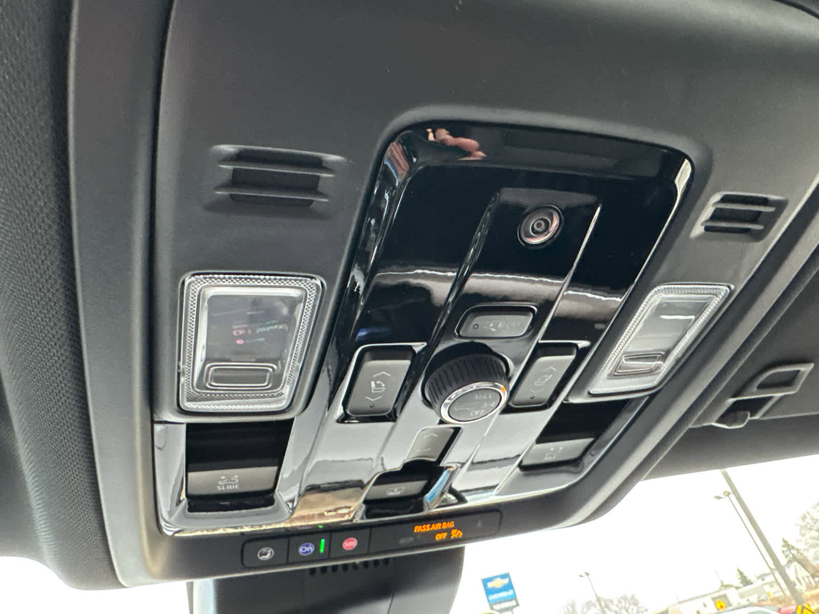 New 2026 Chevrolet Suburban High Country image 35