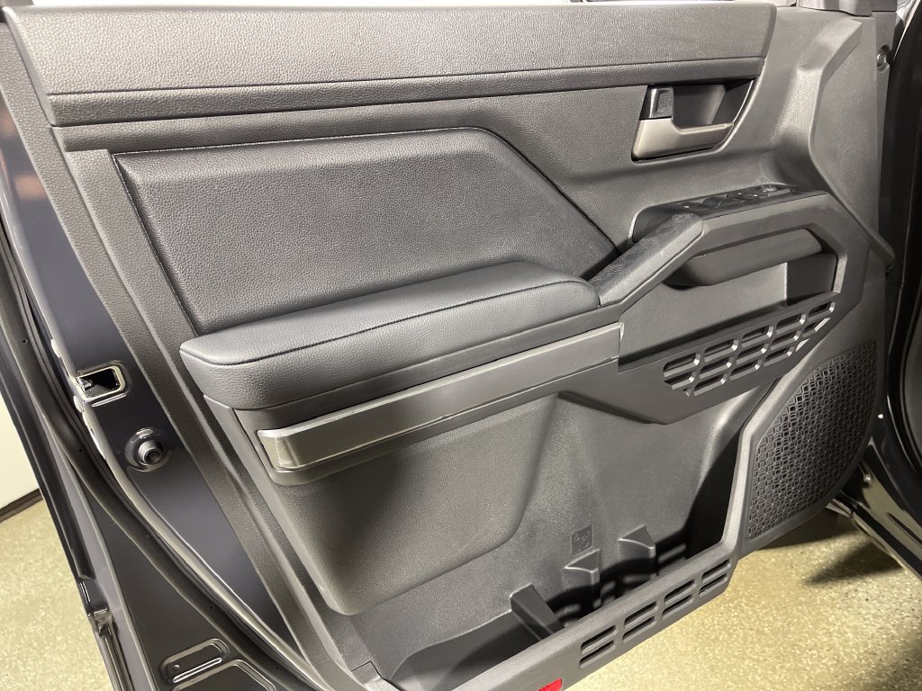 New 2026 Toyota Tacoma TRD Off-Road AWD/4WD image 17