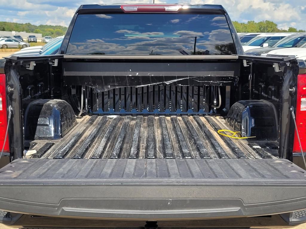 Used 2023 Chevrolet Silverado 1500 Custom w/ LPO, Dark Essentials Package image 9