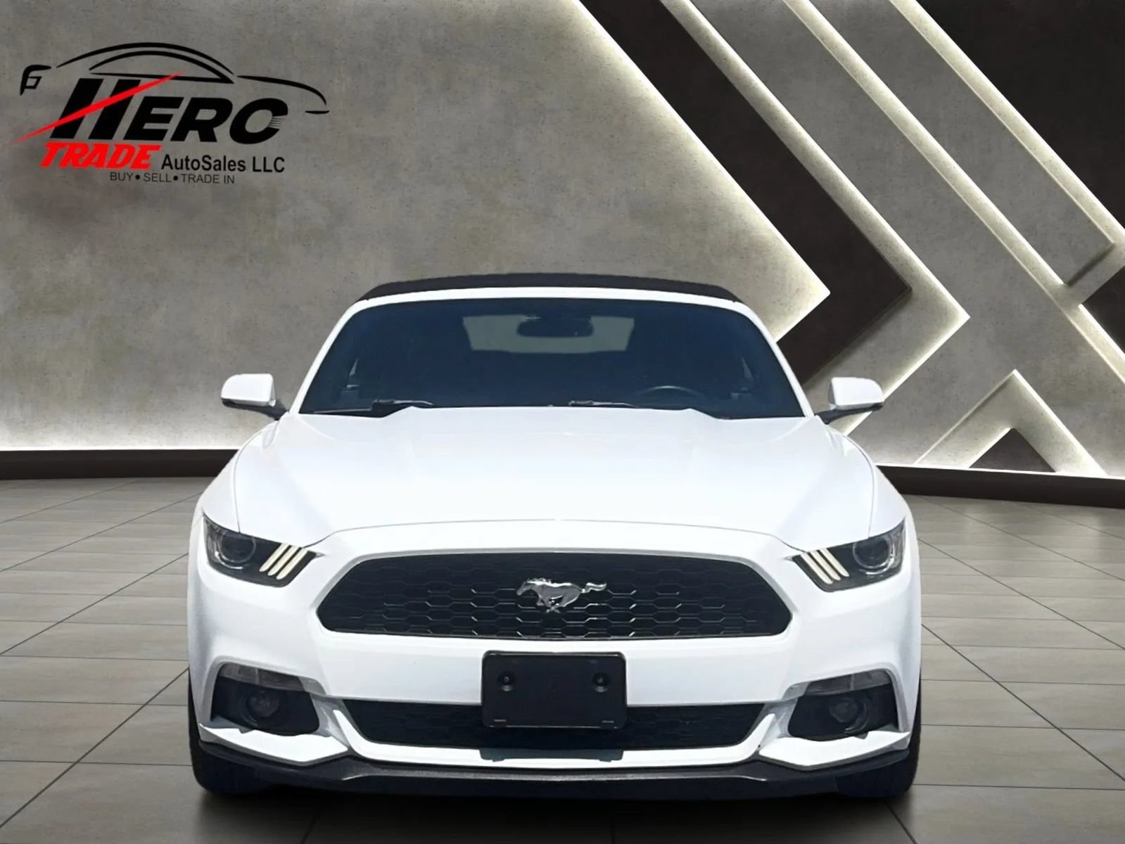 Used 2017 Ford Mustang Premium RWD image 16